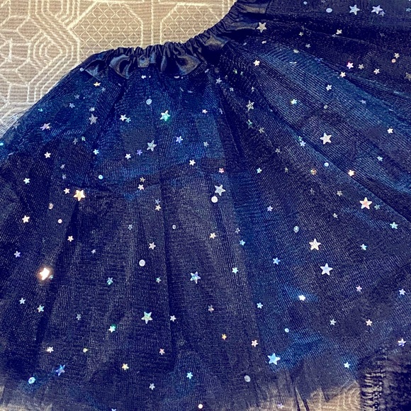 Bundle of 3T-6T Toddler Dress-Up Dance Tulle Sparkle Skirts w/ Elastic Waists - Picture 4 of 4